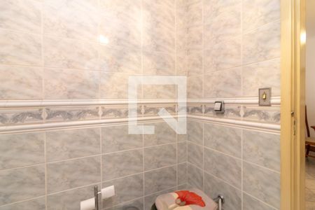 Casa à venda com 210m², 2 quartos e 3 vagasBanheiro 2