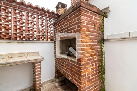 Casa à venda com 210m², 2 quartos e 3 vagasChurrasqueira