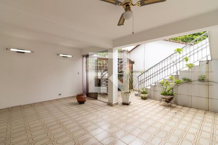 Casa à venda com 210m², 2 quartos e 3 vagasQuintal / Salão de Festas