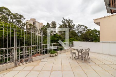 Casa à venda com 210m², 2 quartos e 3 vagasVaranda do Quarto 1