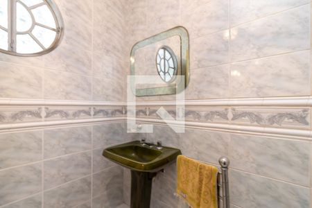 Casa à venda com 210m², 2 quartos e 3 vagasBanheiro 2