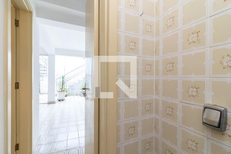 Casa à venda com 210m², 2 quartos e 3 vagasBanheiro de Serviço