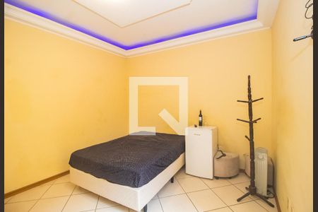 Casa à venda com 193m², 3 quartos e 2 vagas Casa à venda com 193m², 3 quartos e 2 vagasSuíte