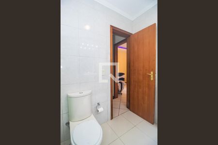 Casa à venda com 193m², 3 quartos e 2 vagas Casa à venda com 193m², 3 quartos e 2 vagasBanheiro da Suíte