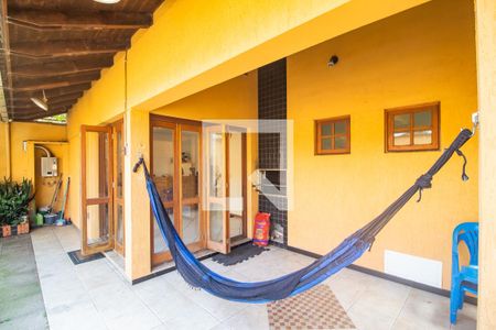 Casa à venda com 193m², 3 quartos e 2 vagas Casa à venda com 193m², 3 quartos e 2 vagasÁrea comum - Churrasqueira