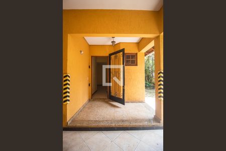 Casa à venda com 193m², 3 quartos e 2 vagas Casa à venda com 193m², 3 quartos e 2 vagasHall de entrada