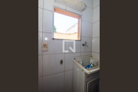 Casa à venda com 193m², 3 quartos e 2 vagas Casa à venda com 193m², 3 quartos e 2 vagasÁrea de Serviço