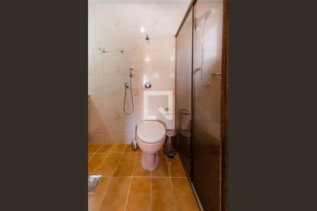 Apartamento à venda com 168m², 3 quartos e 2 vagas Apartamento à venda com 168m², 3 quartos e 2 vagasBanheiro suíte