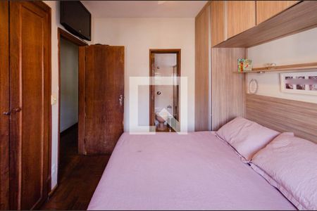 Apartamento à venda com 168m², 3 quartos e 2 vagas Apartamento à venda com 168m², 3 quartos e 2 vagasSuíte