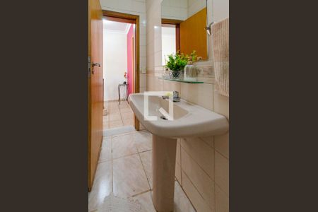 Apartamento à venda com 168m², 3 quartos e 2 vagas Apartamento à venda com 168m², 3 quartos e 2 vagasLavabo