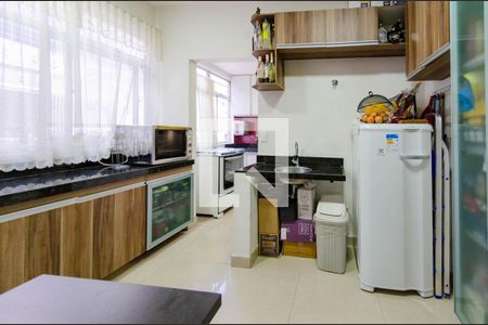 Apartamento à venda com 168m², 3 quartos e 2 vagas Apartamento à venda com 168m², 3 quartos e 2 vagasCozinha