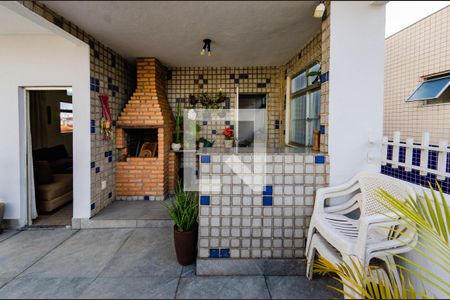 Apartamento à venda com 168m², 3 quartos e 2 vagas Apartamento à venda com 168m², 3 quartos e 2 vagasCobertura