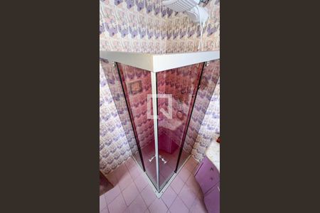 Apartamento à venda com 400m², 5 quartos e 3 vagas Apartamento à venda com 400m², 5 quartos e 3 vagasBanheiro 1