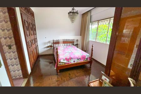 Apartamento à venda com 400m², 5 quartos e 3 vagas Apartamento à venda com 400m², 5 quartos e 3 vagasQuarto 2