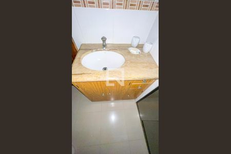 Apartamento à venda com 400m², 5 quartos e 3 vagas Apartamento à venda com 400m², 5 quartos e 3 vagasBanheiro 3