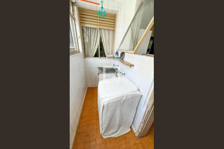 Apartamento à venda com 400m², 5 quartos e 3 vagas Apartamento à venda com 400m², 5 quartos e 3 vagasÁrea de Serviço