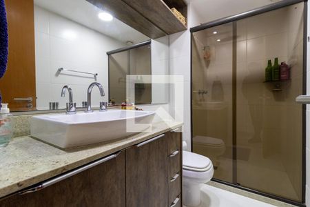 Apartamento à venda com 98m², 3 quartos e 1 vaga Apartamento à venda com 98m², 3 quartos e 1 vagaBanheiro