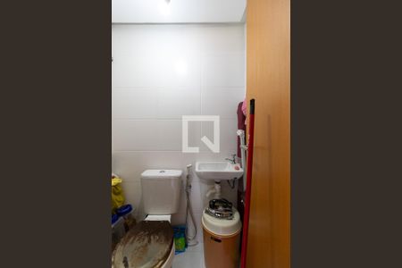 Apartamento à venda com 98m², 3 quartos e 1 vaga Apartamento à venda com 98m², 3 quartos e 1 vagaBanheiro de Serviço