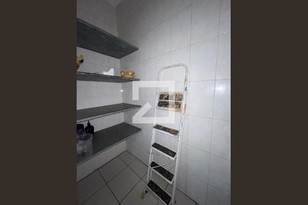 Casa de condomínio para alugar com 454m², 5 quartos e 6 vagas Casa de condomínio para alugar com 454m², 5 quartos e 6 vagasDespensa