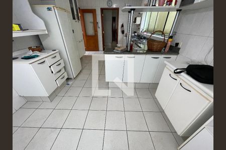 Casa de condomínio para alugar com 454m², 5 quartos e 6 vagas Casa de condomínio para alugar com 454m², 5 quartos e 6 vagasCozinha