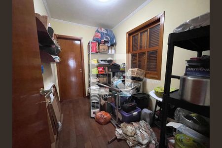 Casa de condomínio para alugar com 454m², 5 quartos e 6 vagas Casa de condomínio para alugar com 454m², 5 quartos e 6 vagasQuarto de Serviço