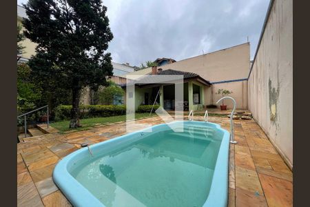 Casa de condomínio para alugar com 454m², 5 quartos e 6 vagas Casa de condomínio para alugar com 454m², 5 quartos e 6 vagasPiscina