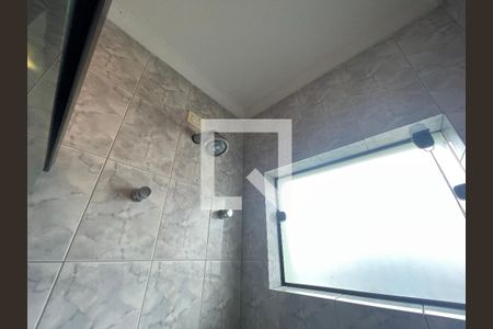 Casa de condomínio para alugar com 454m², 5 quartos e 6 vagas Casa de condomínio para alugar com 454m², 5 quartos e 6 vagasBanheiro da Suíte 1 e 2