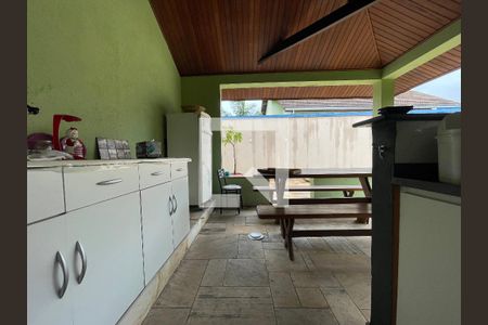 Casa de condomínio para alugar com 454m², 5 quartos e 6 vagas Casa de condomínio para alugar com 454m², 5 quartos e 6 vagasChurrasqueira