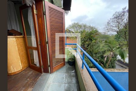 Casa de condomínio para alugar com 454m², 5 quartos e 6 vagas Casa de condomínio para alugar com 454m², 5 quartos e 6 vagasVaranda suíte master