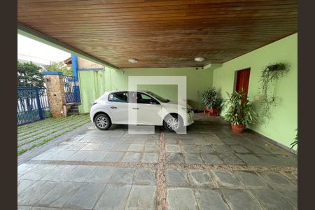 Casa de condomínio para alugar com 454m², 5 quartos e 6 vagas Casa de condomínio para alugar com 454m², 5 quartos e 6 vagasGaragem