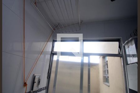 Apartamento à venda com 90m², 2 quartos e 1 vagaÁrea de Serviço