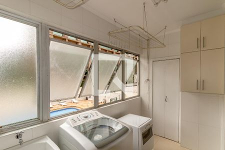 Apartamento à venda com 142m², 3 quartos e 1 vaga Apartamento à venda com 142m², 3 quartos e 1 vagaÁrea de Serviço