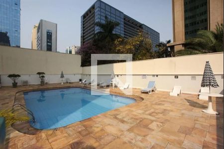 Apartamento à venda com 142m², 3 quartos e 1 vaga Apartamento à venda com 142m², 3 quartos e 1 vagaÁrea comum - Piscina