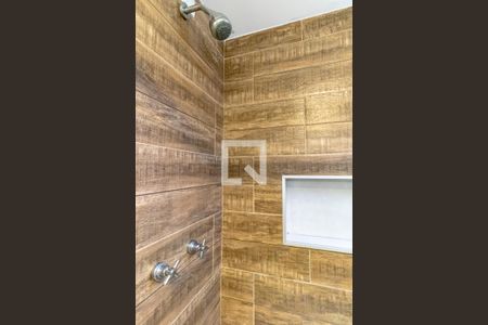 Apartamento à venda com 142m², 3 quartos e 1 vaga Apartamento à venda com 142m², 3 quartos e 1 vagaBanheiro Social