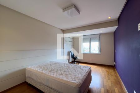 Casa à venda com 380m², 4 quartos e 6 vagas Casa à venda com 380m², 4 quartos e 6 vagasQuarto 2