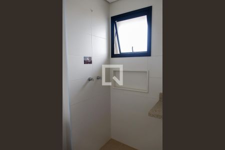 Apartamento à venda com 95m², 2 quartos e 2 vagas Apartamento à venda com 95m², 2 quartos e 2 vagasBanheiro da Suíte 1