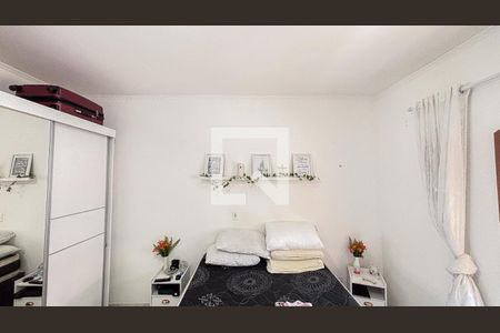 Casa à venda com 200m², 3 quartos e 2 vagas Casa à venda com 200m², 3 quartos e 2 vagasQuarto 1