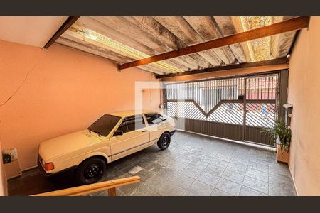 Casa à venda com 200m², 3 quartos e 2 vagas Casa à venda com 200m², 3 quartos e 2 vagasGaragem