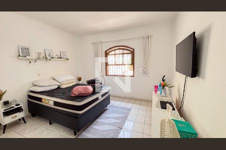 Casa à venda com 200m², 3 quartos e 2 vagas Casa à venda com 200m², 3 quartos e 2 vagasQuarto 1