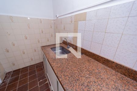 Casa para alugar com 28m², 2 quartos e sem vaga Casa para alugar com 28m², 2 quartos e sem vagaCozinha e Área de Serviço