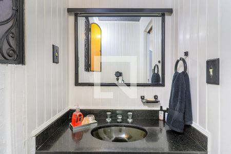 Casa à venda com 200m², 2 quartos e 1 vaga Casa à venda com 200m², 2 quartos e 1 vagaLavabo