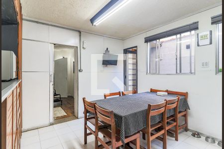 Casa à venda com 200m², 2 quartos e 1 vaga Casa à venda com 200m², 2 quartos e 1 vagaCozinha