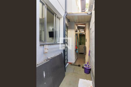 Casa à venda com 200m², 2 quartos e 1 vaga Casa à venda com 200m², 2 quartos e 1 vagaQuintal