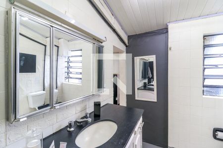 Casa à venda com 200m², 2 quartos e 1 vaga Casa à venda com 200m², 2 quartos e 1 vagaBanheiro da Suíte 2