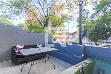 Casa à venda com 200m², 2 quartos e 1 vaga Casa à venda com 200m², 2 quartos e 1 vagaVaranda da Suíte 1