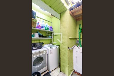 Casa à venda com 200m², 2 quartos e 1 vaga Casa à venda com 200m², 2 quartos e 1 vagaÁrea de Serviço