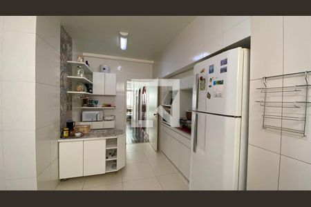 Apartamento à venda com 150m², 4 quartos e 2 vagasCozinha