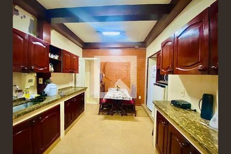 Apartamento à venda com 130m², 3 quartos e 1 vaga