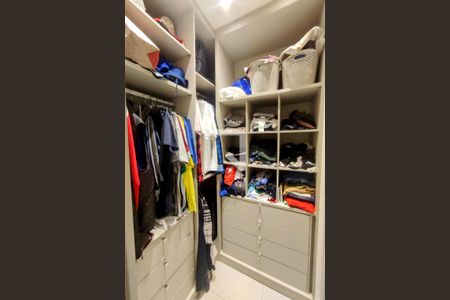 Apartamento à venda com 126m², 2 quartos e 1 vaga1º Pav - Closet da Suite 1