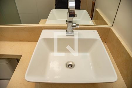 Apartamento à venda com 47m², 2 quartos e 1 vaga Apartamento à venda com 47m², 2 quartos e 1 vagaBanheiro